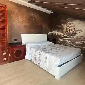 Di Mare - 5 Terre Jre , La Spezia Italia